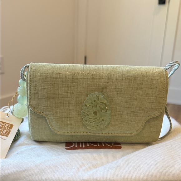 Rafael Sanchez Handbags - NEW!Vintage Rafael Sanchez Light Green Textured Crossbody Bag